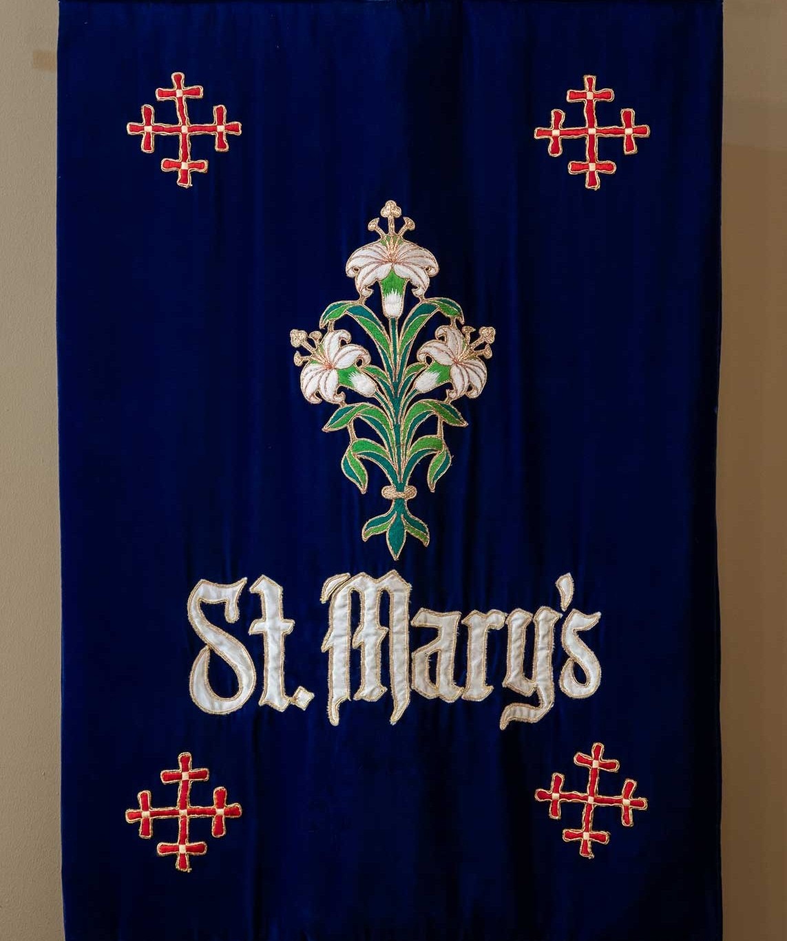 St. Mary's Chapel banner.